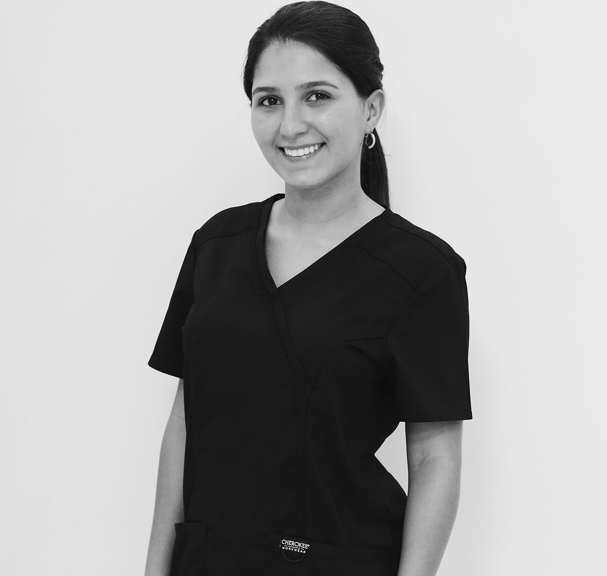 Karla Trujillo Higienista Dental Clinica Vermont